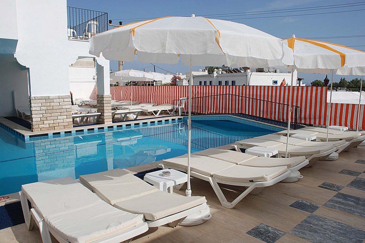 Sky Vela Hotel & Suites Gümbet Exteriör bild